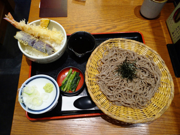 「天丼セット（1,200円くらい）」@信州そば処 そじ坊 錦糸町楽天地ビル店の写真