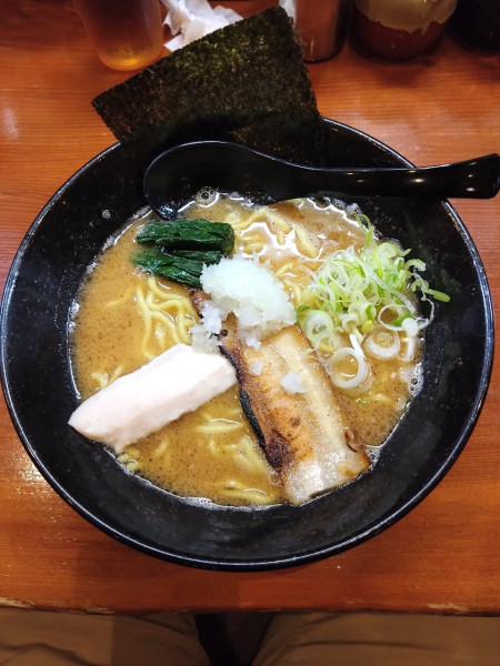 「鶏白湯らーめん」@三代目麺処 「まるは」極 船橋店の写真