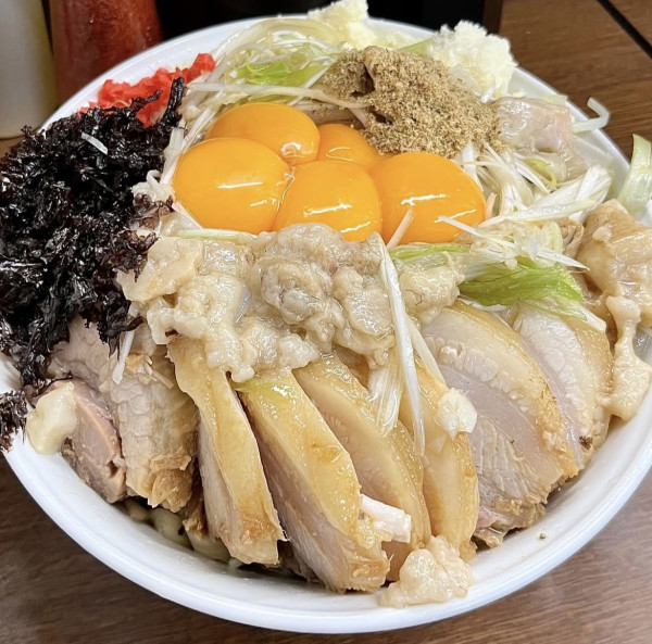 「大ぶたダブル 汁なし」@ラーメン二郎 横浜関内店の写真