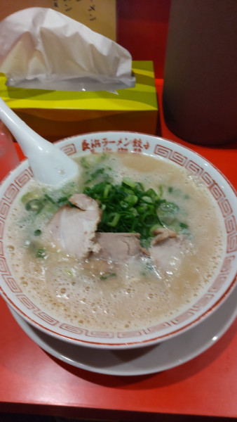 「ラーメン　640円」@長浜御殿 住吉店の写真
