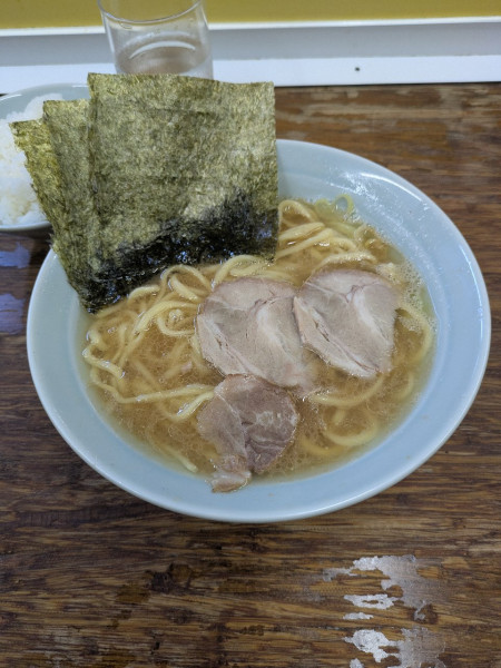 「ラーメン　かため濃いめ」@まこと家の写真