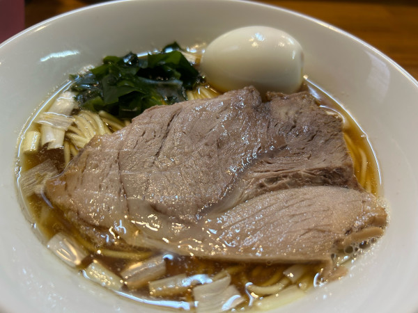 「味玉付き煮干しソバ・和え玉」@煮干中華ソバ イチカワの写真