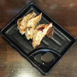 餃子(3個) 200円