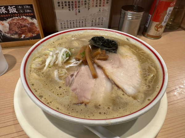 「中華そば」@東京煮干中華そば 三三㐂 大森の写真