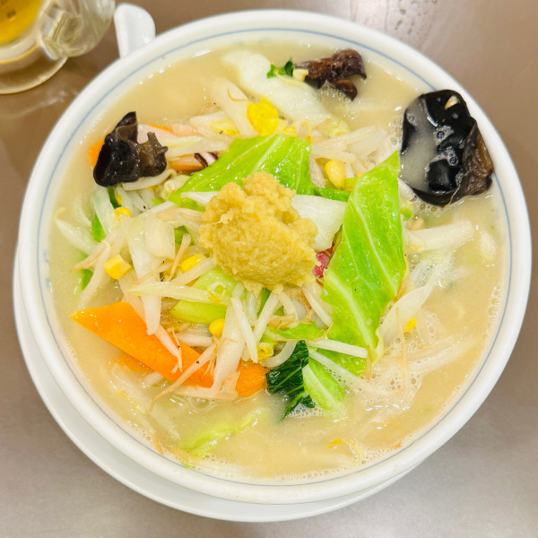 「野菜たんめん餃子ビール」@たんめん専門店 百菜の写真