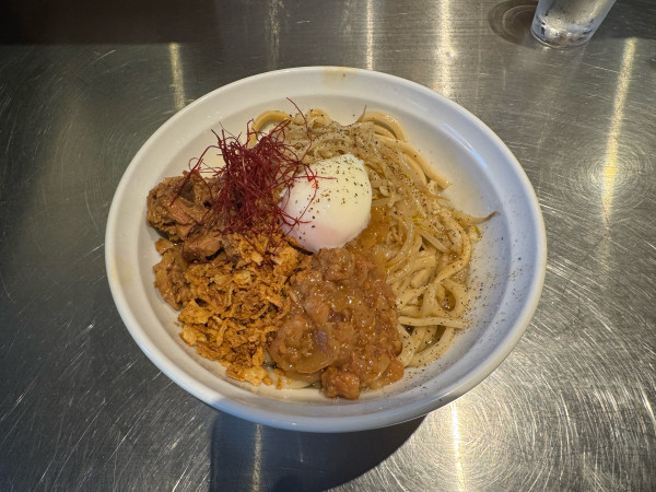 「混ぜそば」@成城贅肉店の写真