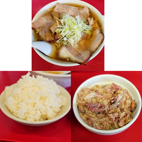 「チャーシュー麺とライスと肉脂」@一品香 小山の写真