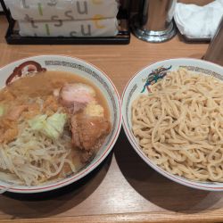 大つけ麺　豚増し　麺増し
