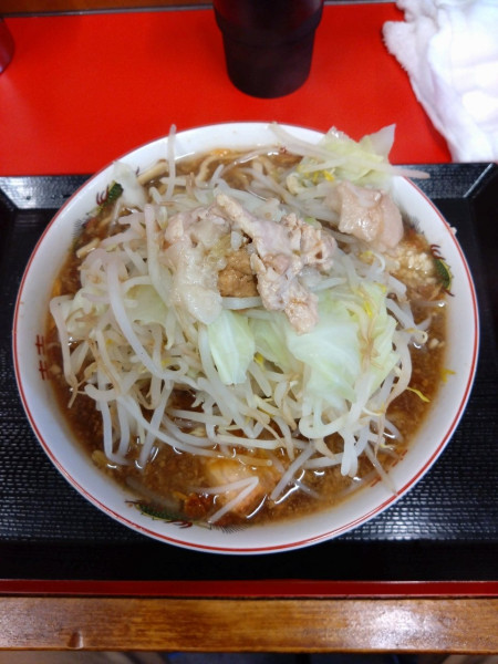 「ラーメン200g」@豚イエロー 北習志野店の写真