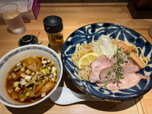 「雲呑つけそば1250円」@らぁめん ゑびすやの写真