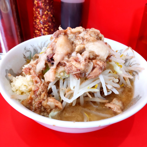 「小（￥750）」@ラーメン二郎 朝倉街道駅前店の写真