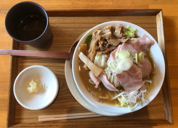 「豚肉山ラーメン」@ふるさとゴハン食堂の写真