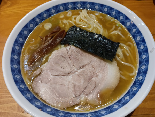 「サッポロ赤星+塩ラーメン・麺少なめ（￥700+1,100)」@中華そばの店 りょうがの写真
