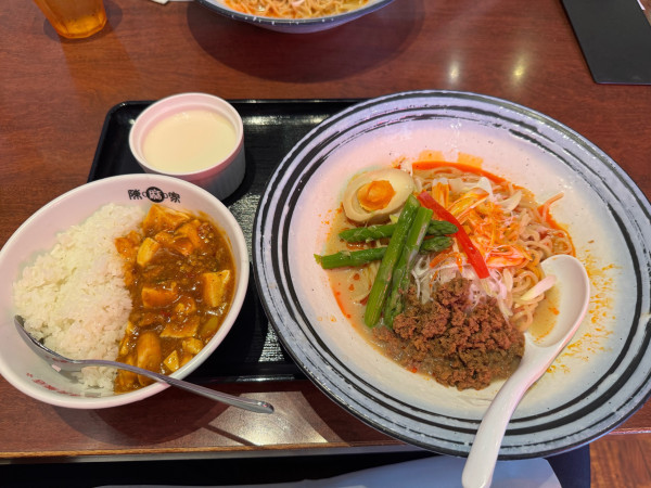 「冷やし担々麺　麻婆丼セット」@陳麻家 西新宿店の写真