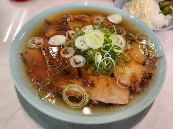 「中華そば　ライス中」@なぎちゃんラーメン 大森駅前店の写真