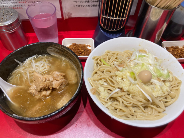 「【6月限定】HERO風パタン　にんにく」@麺屋HEROの写真