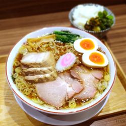 特製じんない中華そば 大盛