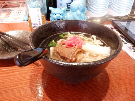 「ミニソーキそば」@沖縄家庭料理 赤嶺 町田店の写真