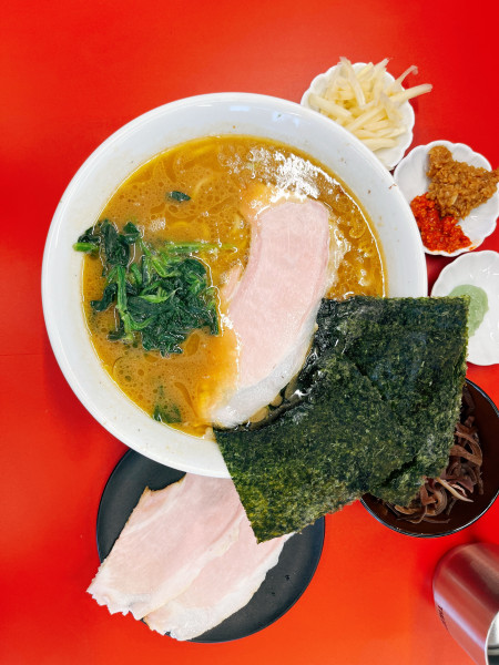 「ラーメン」@王道家直伝との丸家 伊勢崎店の写真