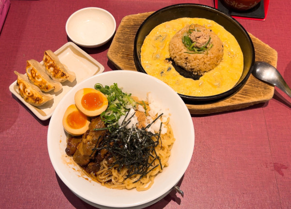 「熟成醤油油そば＋味玉 チャーハン餃子セット」@丸源ラーメン 八王子南大沢店の写真