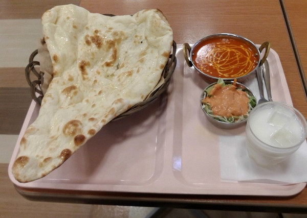 「バターチキンカレーセット(1000円)」@インドキッチン ナン・カレーハウスの写真