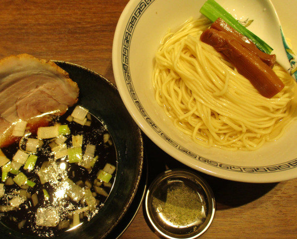 「鰹昆布水つけめん　600円※オープン記念価格　通常950円」@RAMEN and TSUKEMEN Number.9の写真