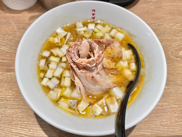 「乱舞」@博多豚骨醤油らーめん ウチダヤの写真