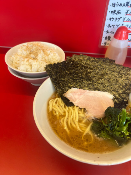 「のり増しラーメン＋ライス無料」@家系ラーメン 佐々喜家の写真