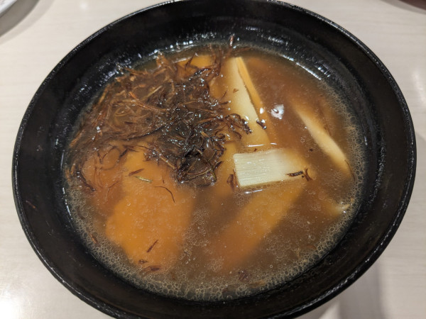 「煮干しラーメン 麺やゼットン監修」@魚べい 入間豊岡店の写真