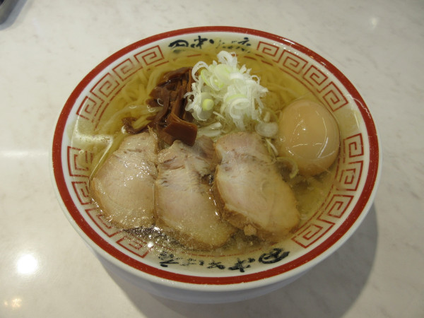 「冷かけ中華そば（９００円）＋味玉１５０円」@中華そば専門 田中そば店 荒川沖店の写真