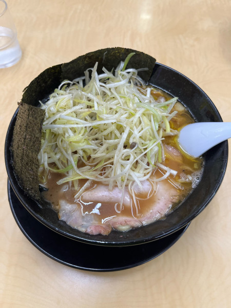 「白ネギラーメン」@ら〜めんぎょうてん屋GOLD 東名厚木店の写真