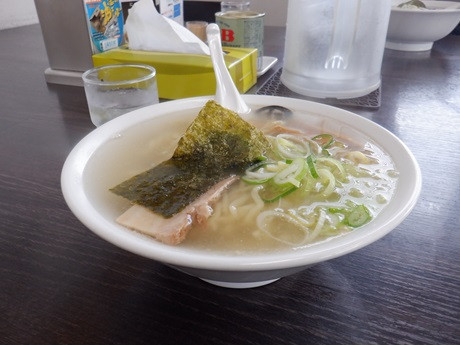 「朝ラー　普通盛」@伊藤商店 多賀城店の写真