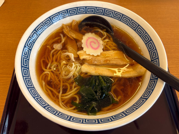 「昔ながらのしょうゆラーメン」@山田うどん 田島店の写真