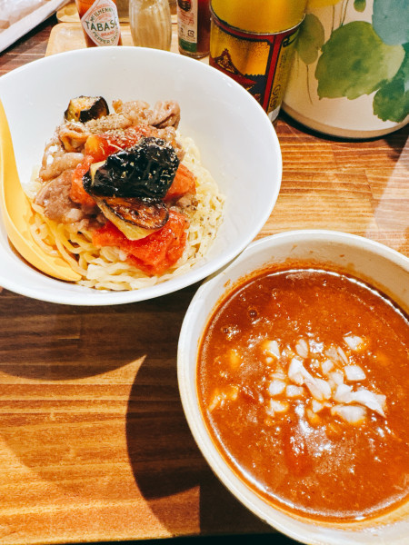 「ハリッサトマトツケメン」@ビーフラーメン&つけ麺 シゲジンの写真