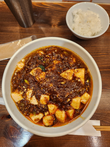 「麻婆麺　倍辛」@SHIBIRE NOODLES 蝋燭屋 大宮西口店の写真