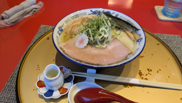 「わんたん中華そば 塩」@中華そば 凜星の写真