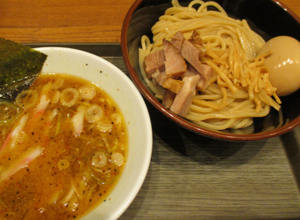 「創業つけめん（小・麺やわ）＋クーポン味玉　790円」@舎鈴 ビーンズ武蔵浦和店の写真