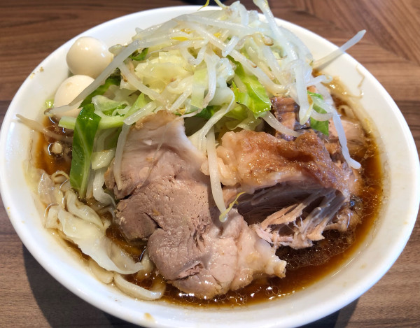 「小ラーメン　麺２００g　1200円」@らーめん菊の写真