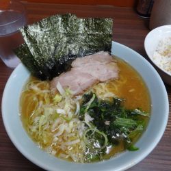 ラーメン800円硬 フォロワーネギ 半ライス50円
