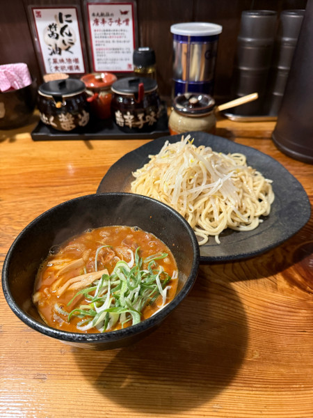 「辛つけ麺」@つけ麺 本丸 栄店の写真