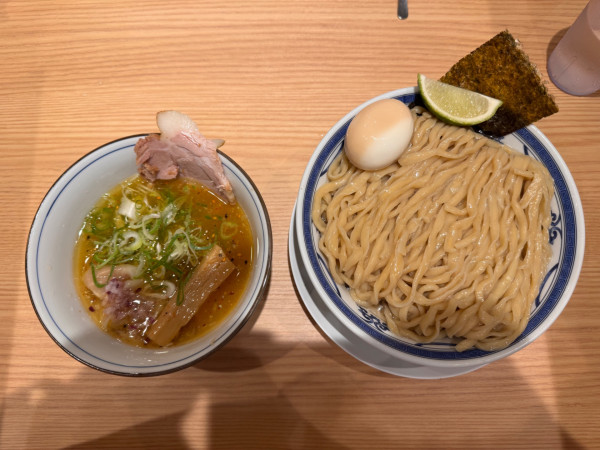 「特上鰹昆布水つけ麺（塩）」@中華そば 千乃鶏 志木店の写真