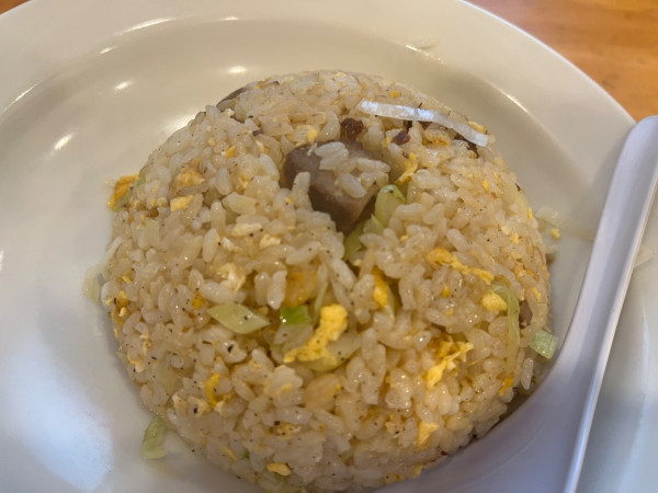 「炒飯＋ラーメン、固め」@香湯ラーメン ちょろり 恵比寿店の写真
