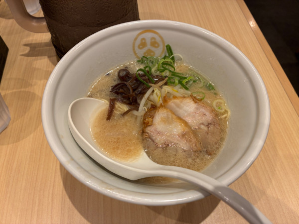 「豚骨ラーメン」@TOKYO豚骨BASE MADE by 博多一風堂 大宮店の写真