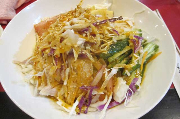 「バンバンジー冷麺　850円」@花彫酒家の写真