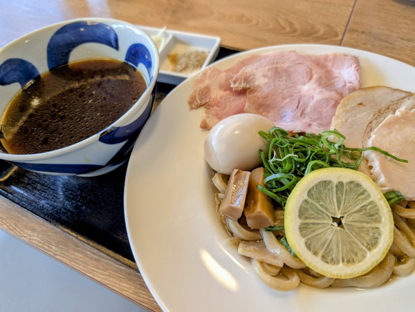 「昆布水つけ麺1050円」@麺や 五郎の写真