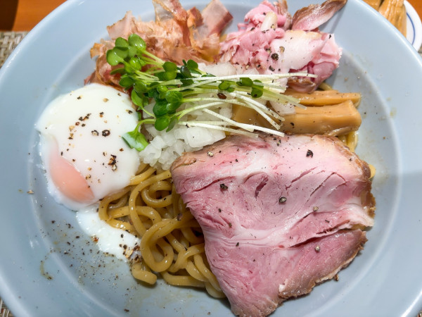 「温玉油そば」@麺庵いぶしの写真