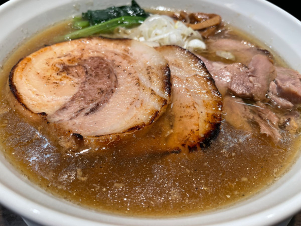 「塩ら～麺＋チャーシュー（1300円）」@ら〜麺 瑞藤の写真