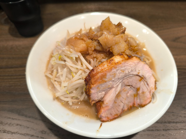 「ラーメン（ミニ）」@ラーメン つづき 新小岩店の写真