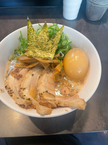 「らーめん　大　特製」@麺 diner 糸の写真