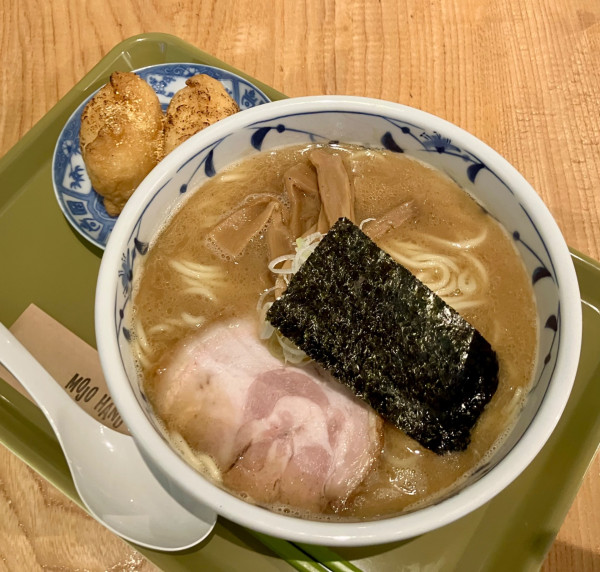 「中華そば　1100円+炙りいなり」@mojo hand jikaseimenの写真